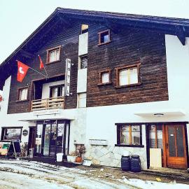 Le Refuge Hotel Restaurant，Ayer的飯店