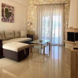 Amfithea House