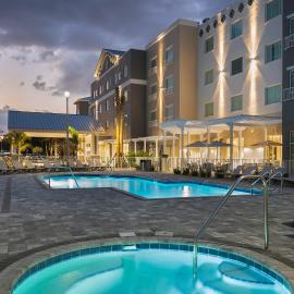 Carlisle Inn Sarasota，薩拉索塔的飯店