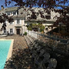 Viesnīca Le clos de Banes pilsētā Banes