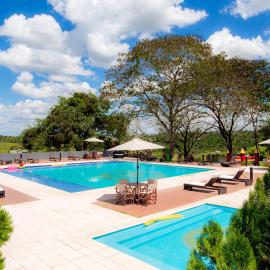 7 Saltos Resort, hotel di Salto del Guairá