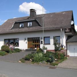 Ferienhaus Marienweg, hotel v destinaci Hallenberg