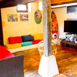 SURFtoLIVE House, hotel in Somo