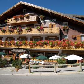 Hotel Floralp, hotel sa La Clusaz