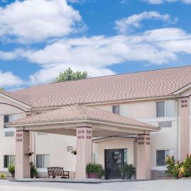 Super 8 by Wyndham Central City, hotelli kohteessa Central City