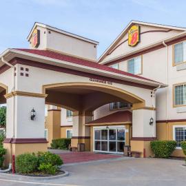 Super 8 by Wyndham Hillsboro TX, hotel in Hillsboro