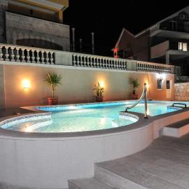 Pontus Luxury Apartments, hotel a Tivat