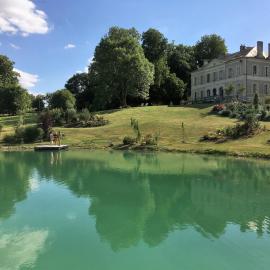B&B Château de Preuil, hotell sihtkohas Vallenay