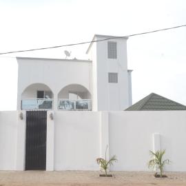 Drammeh's Villa, hôtel à Serekunda