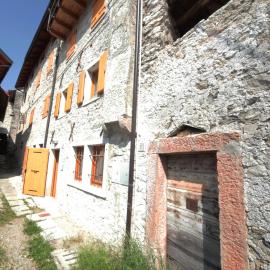 Albergo Diffuso Valcellina e Val Vajont in Erto, hotel in Erto