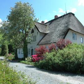 Hof Luisengrund, hotel em Tating