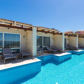 Sun and Sea Plus Resort, ξενοδοχείο στην Πλάκα