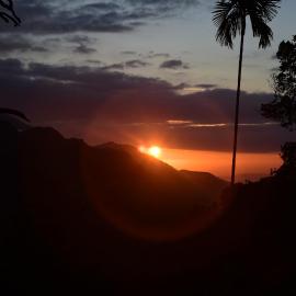 Mango Shadow Inn Ella 800m To Ella city 1 Night OK, hotel em Ella