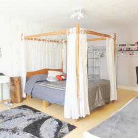 Studio Manon, Hotel in Portieux