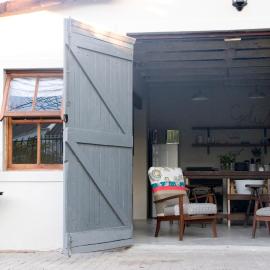 Avo&Oak Guesthouse