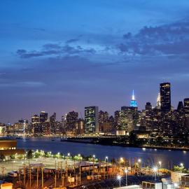 Ravel Hotel Trademark Collection by Wyndham, hotel sa Queens