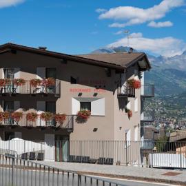 Monte Emilius, hotel u gradu 'Aosta'