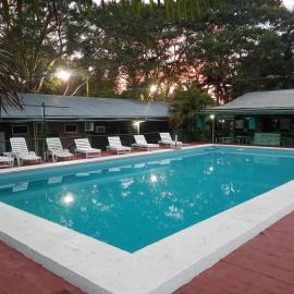 Cabañas Los Troncos, hotell sihtkohas Ituzaingó