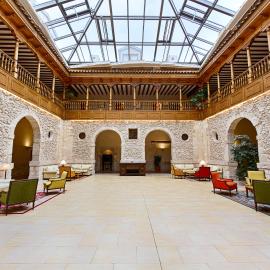 AZZ Peñafiel Las Claras Hotel & Spa, khách sạn ở Peñafiel