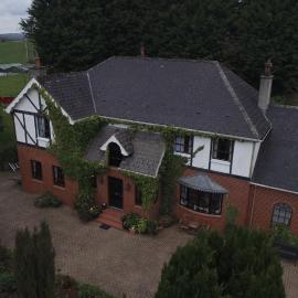 Pinewood Lodge Guest House, hotel em Omagh