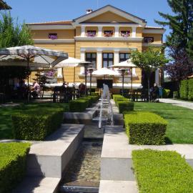 Kokoshkovata Boutique House, khách sạn ở Samokov