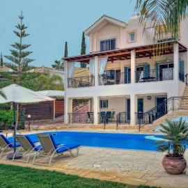 Sandy Beach Villa, hotelli kohteessa Polis Chrysochous