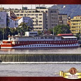 Botel Albatros, hotel in Prague