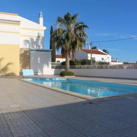 Europa Beach House, hotel in Manta Rota