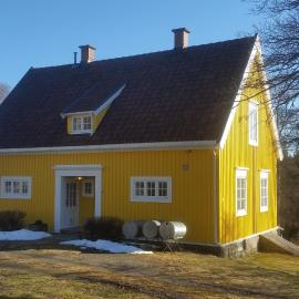 Det Gule Huset Hurdal, Hotel in Hurdal