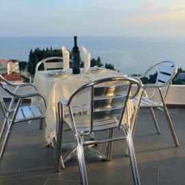 Days Inn Apartments, hotel in Ulcinj