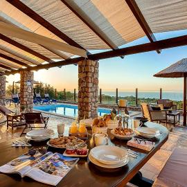 Butterfly Villa with stunning Sea and Valley Views