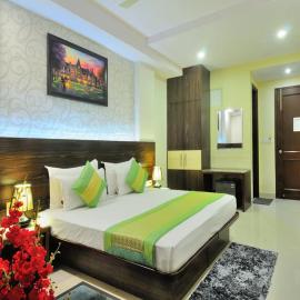 Hotel Sky Rich International -Near to Famous Karol Bagh Market & Metro Station