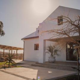 Melk Houte Bosch Guest Farm, hotel in Malgas