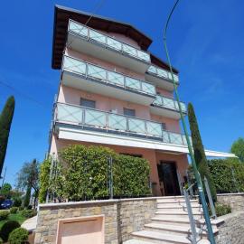 Hotel Clarin 14 by Dori, hotel en Peschiera del Garda