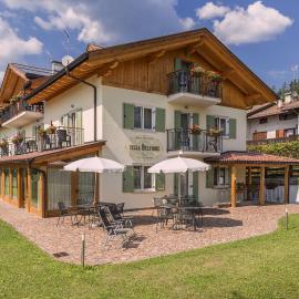 Affittacamere Villa Belfiore、ロンツォーネのホテル