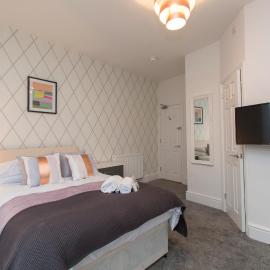Townhouse PLUS @ West Street Crewe, hotel in Crewe