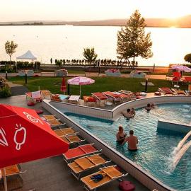 Velence Spa Lake Apartman, Hotel in Velence