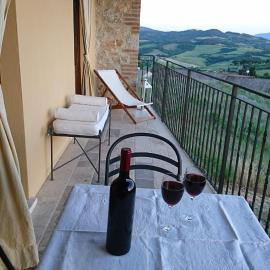 Casa Panorama, hotel in Casole dʼElsa