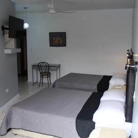 Embassy Beach, hotel em Pisco