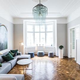 Warsaw Center 110 m2 Spacious and Elegant Apartment