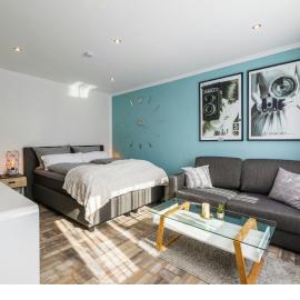 Gemütliches Apartment bei Leipzig - ideal für Urlauber & Geschäftsreisende, hotell sihtkohas Neukieritzsch