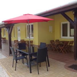 Apartmány La Familia Štúrovo