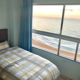 Hightide Apartment, hotel in Amanzimtoti