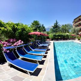 Hotel Gartenresidence Zea Curtis – hotel w Meranie