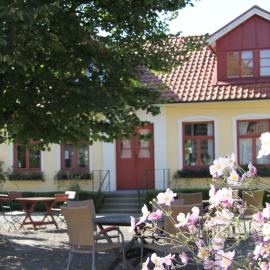 Blåsingsborgs Gårdshotell på Österlen, hotel em Kivik