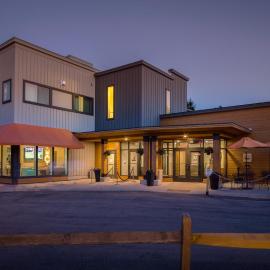 Sun & Ski Inn and Suites, hotel v mestu Stowe