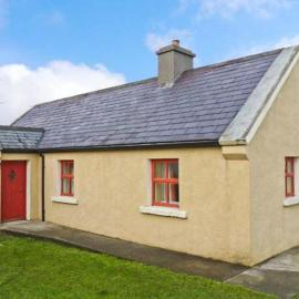 Cavan Hill Cottage, hotelli kohteessa Ballinrobe