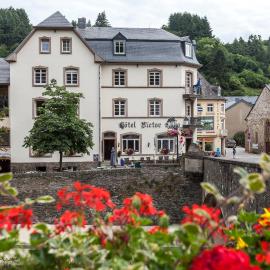 Hôtel - Restaurant " Victor Hugo" – hotel w mieście Vianden