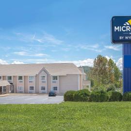 Microtel Inn & Suites by Wyndham Franklin, hotel in Franklin