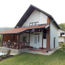 Villa MIR, hotel in Mokra Gora